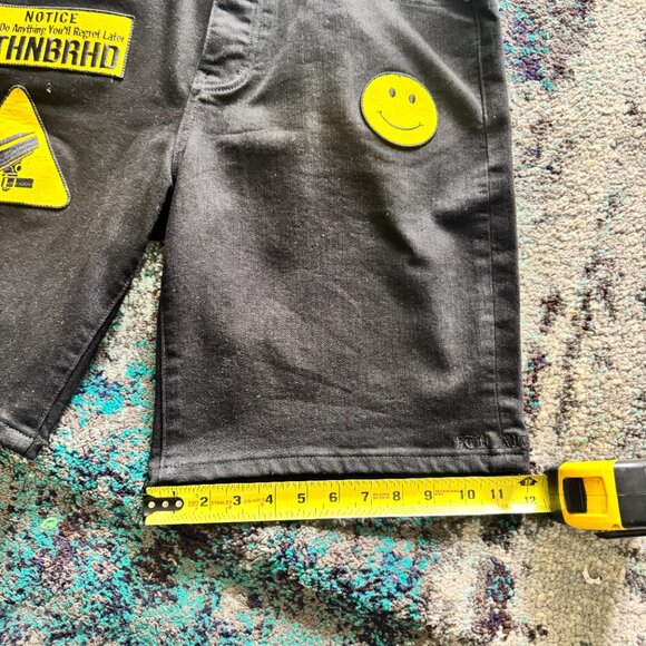 6THNBRHD “Notice” Patch Shorts – Black size 32 - Picture 5 of 9